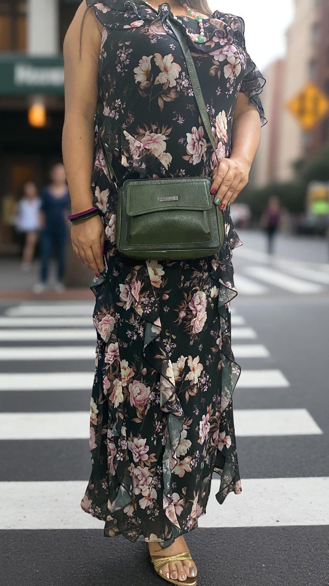 Women’s Dark Green Leather Sling Bag | Stylish Compact Crossbody Bag with Adjustable Strap & Zipper Pockets | Genuine Leather Purse for Daily, Travel & Casual Use (Dark Green)