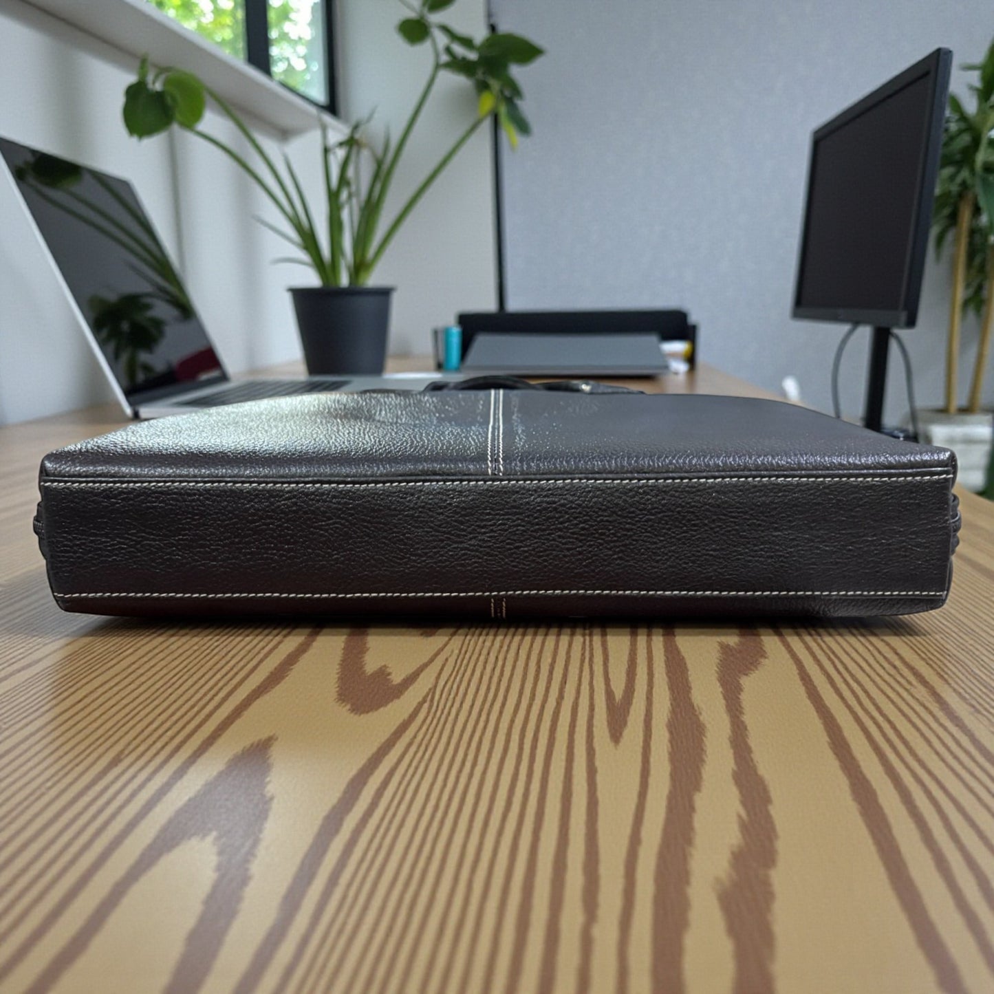 Genuine Leather Laptop Bag for Men & Women | 14-Inch Professional Office Briefcase with Adjustable Strap & Compartments | Laptop Bag for Business, Travel, Daily Use – Black