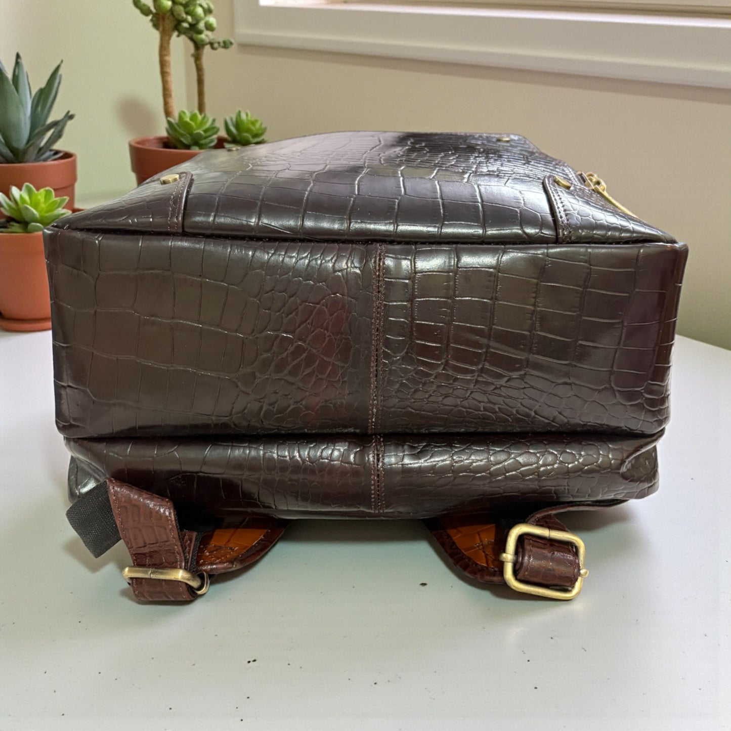 Luxury Crocodile Pattern Leather Backpack, 37x30x12 cm, Multiple Compartments, Brass Hardware (Brown and Tan)