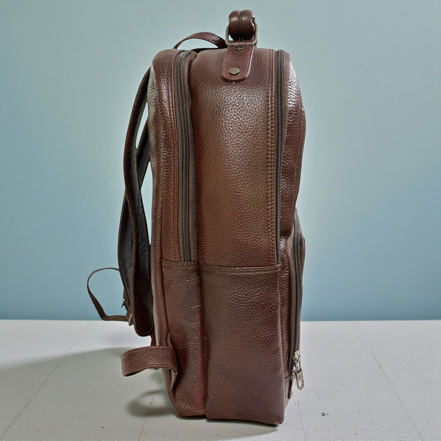 Men’s Genuine Leather Backpack with Laptop Compartment | Contrast Stitching & Brass Hardware | Multiple Organizer Pockets | Office, Travel & Business Use | Stylish Daypack (Brown)