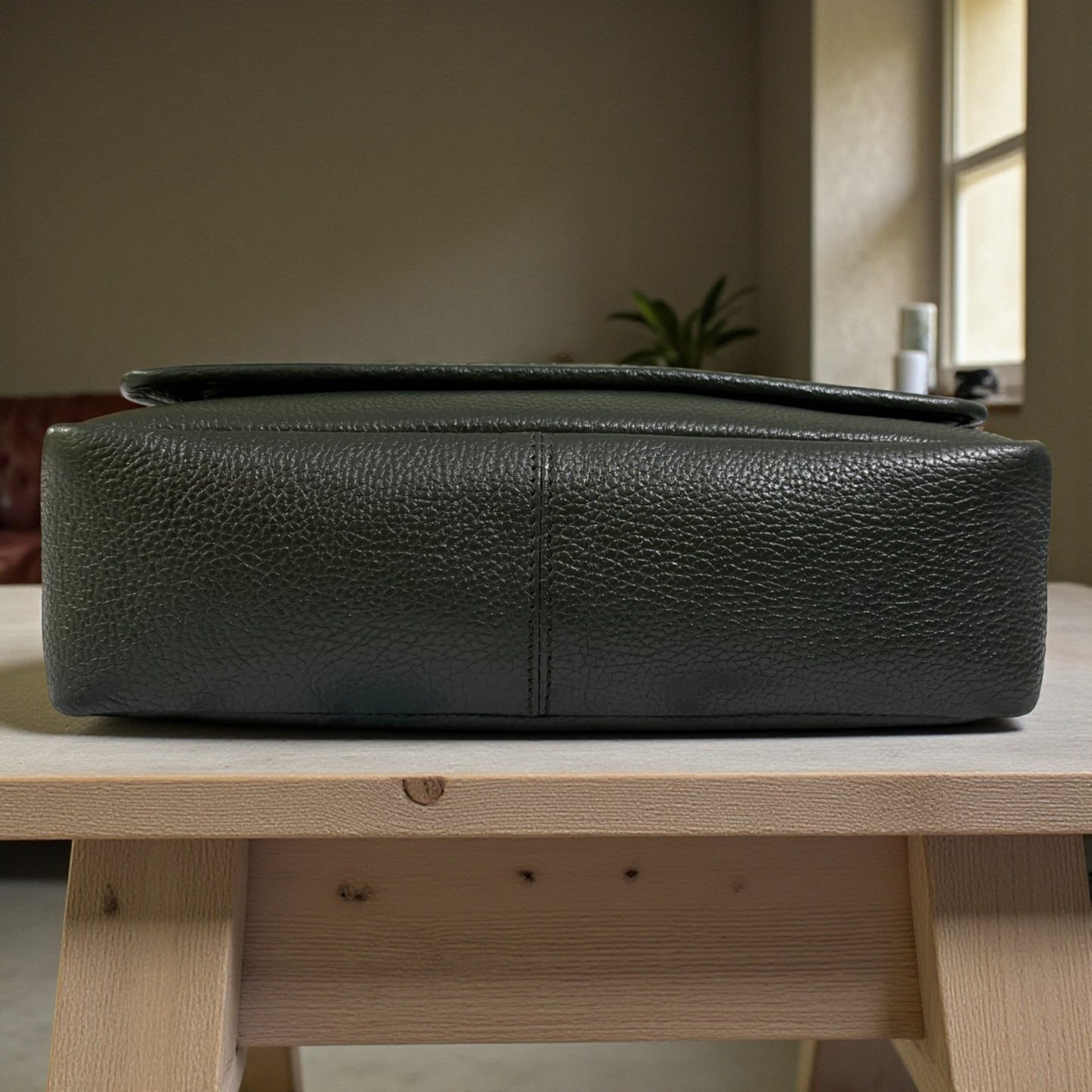 Premium Men's Croc-Pattern Leather Messenger Bag | Dark Green Crossbody Satchel for Office & Daily Use