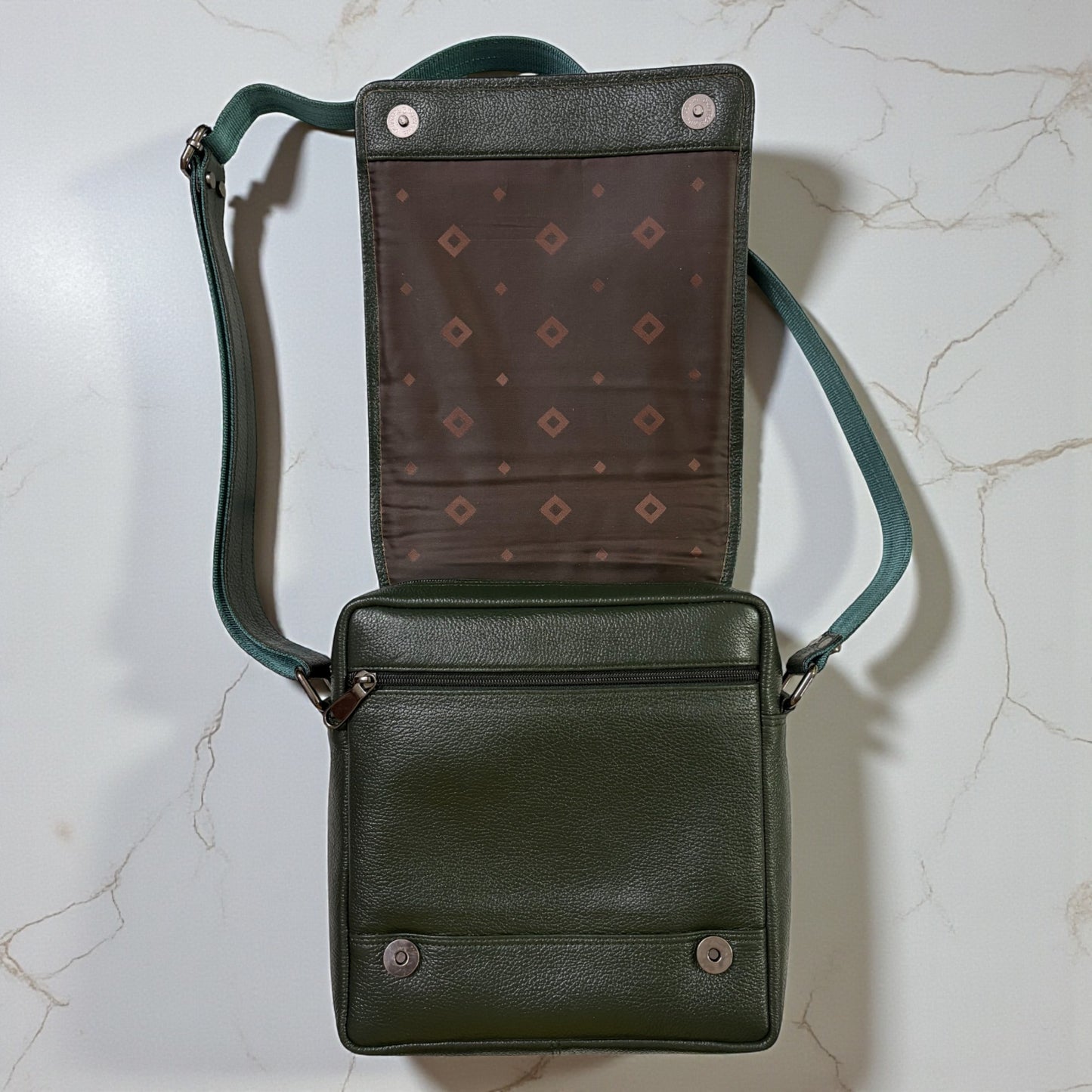 Premium Men's Croc-Pattern Leather Messenger Bag | Dark Green Crossbody Satchel for Office & Daily Use