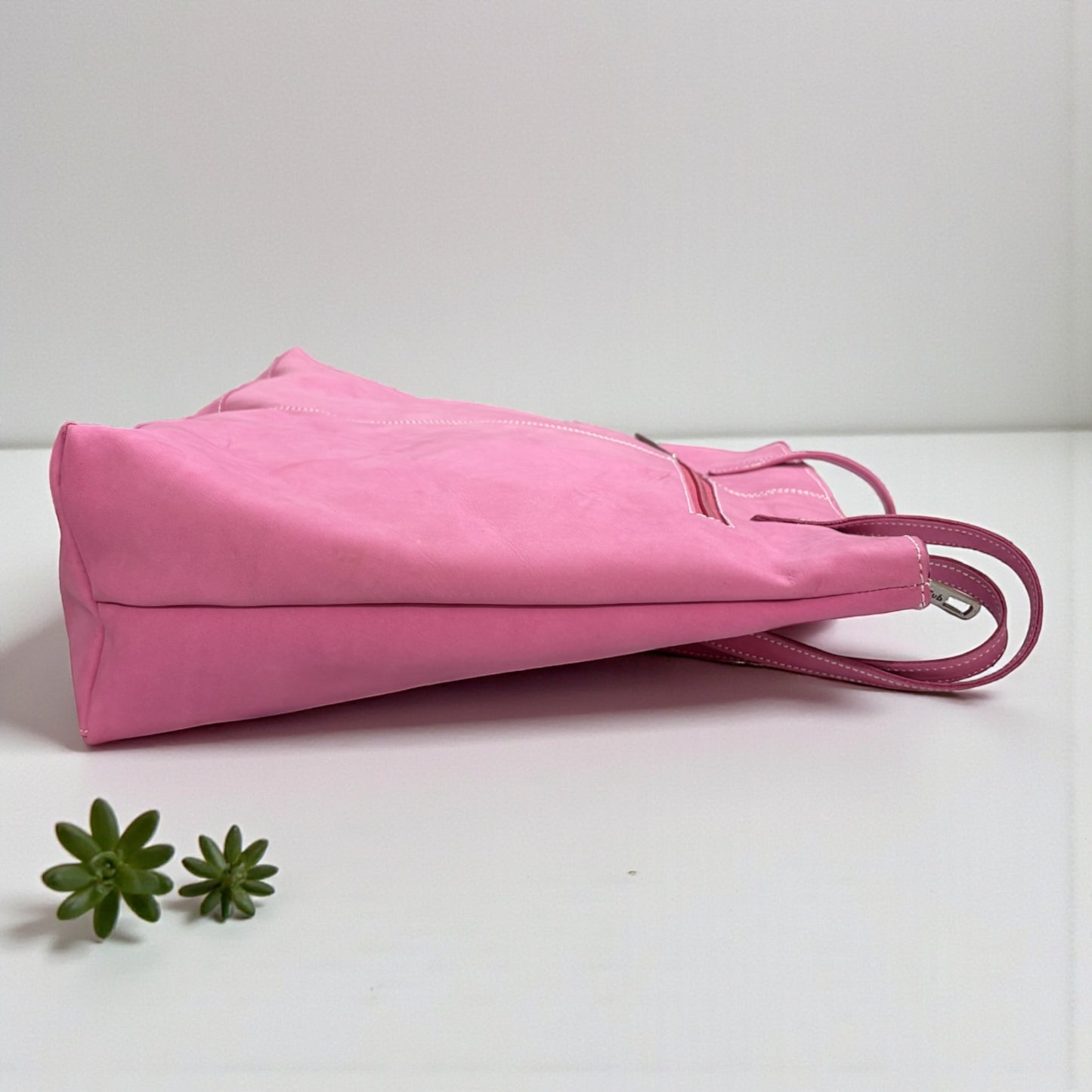 Large Capacity Daily Lifestyle Tote Bag - Modern Mauve with Dual Carry Handles (Pink)